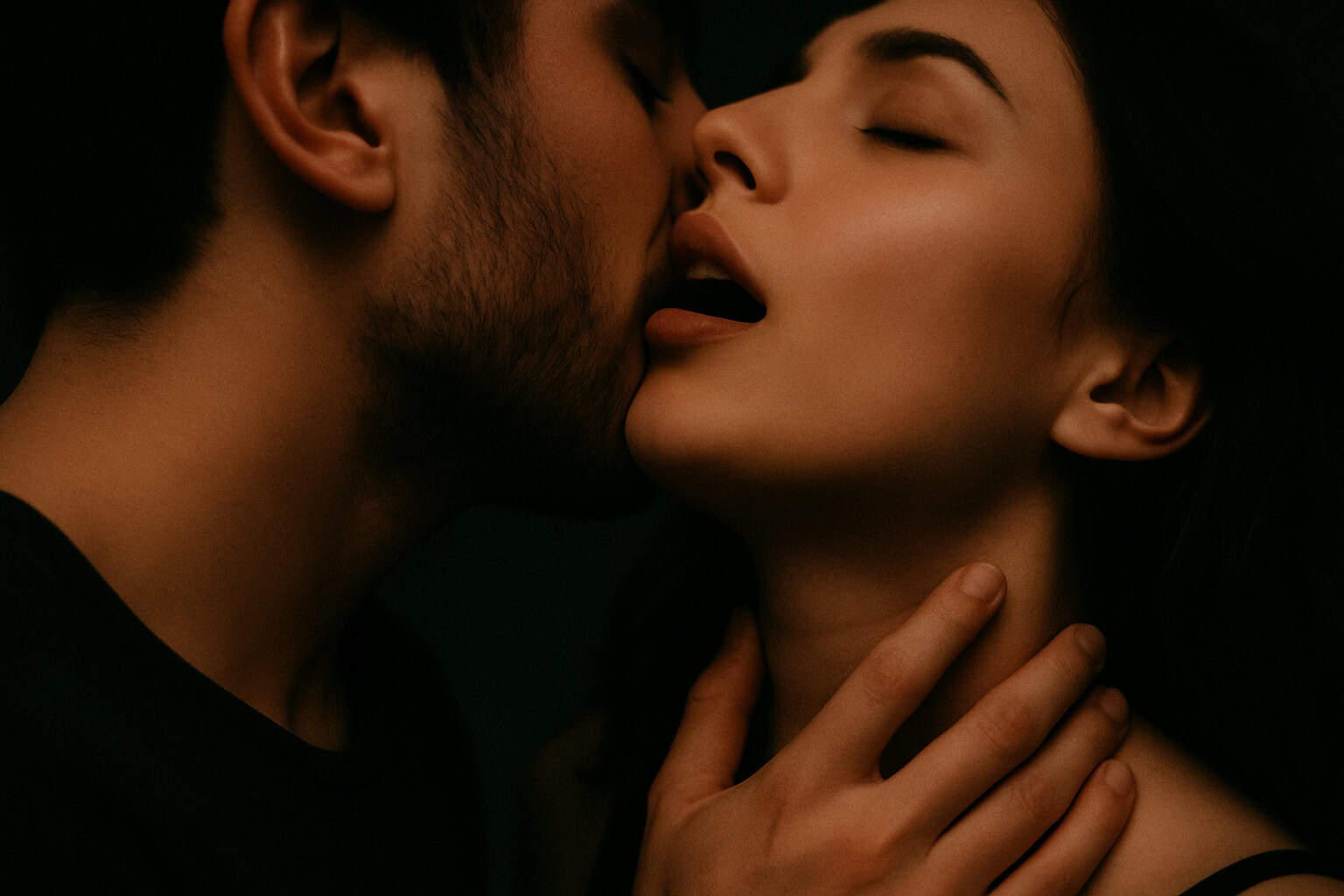 Two faces kissing close